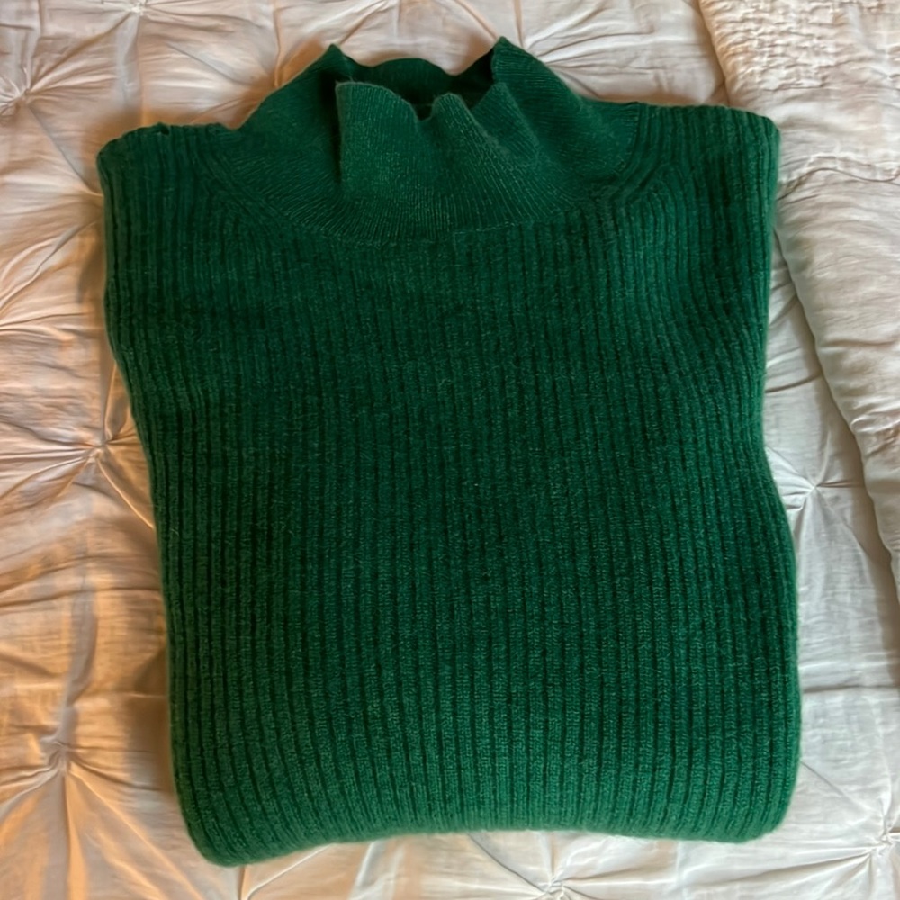 Cashmere mock neck sweater